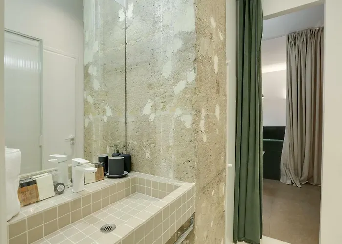 Apartment Appt Calme Au Coeur De Saint-germain-des-pres Paris